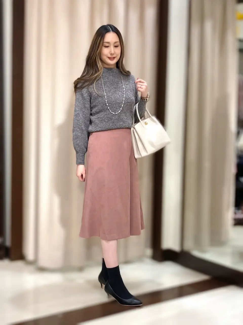 ANY SIS STAFF コーディネート画像