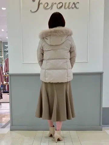 ANY SIS 堀部 コーディネート画像