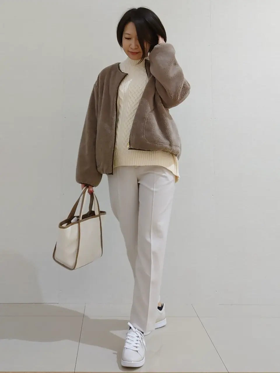 ANY SIS スタッフ コーディネート画像