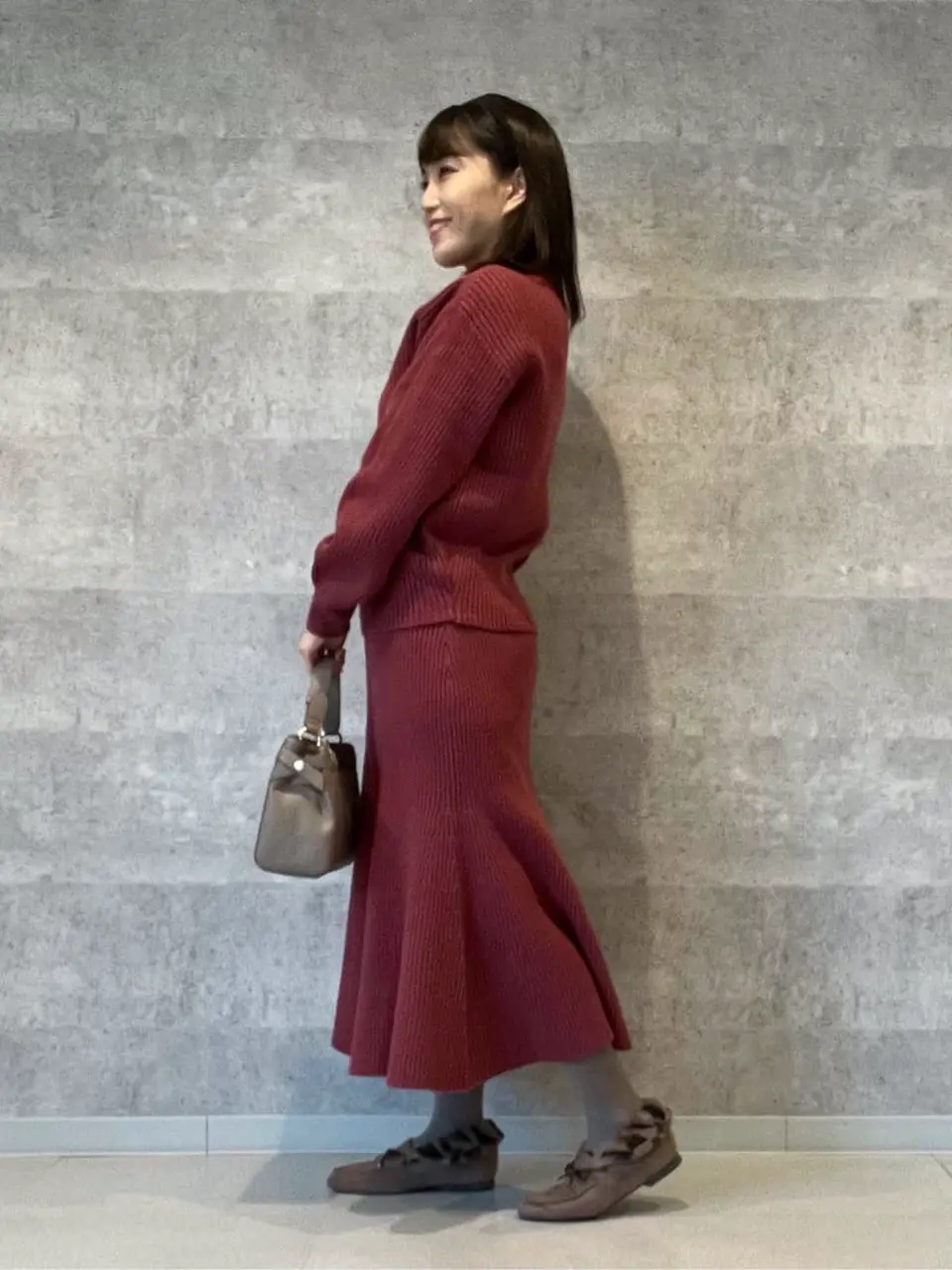 ANY SIS スタッフ コーディネート画像