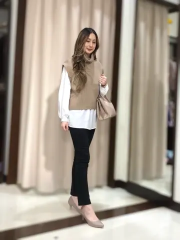 ANY SIS STAFF コーディネート画像