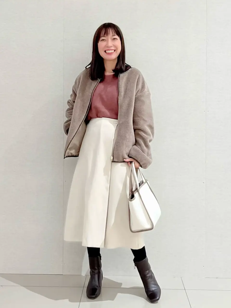 ANY SIS スタッフ コーディネート画像