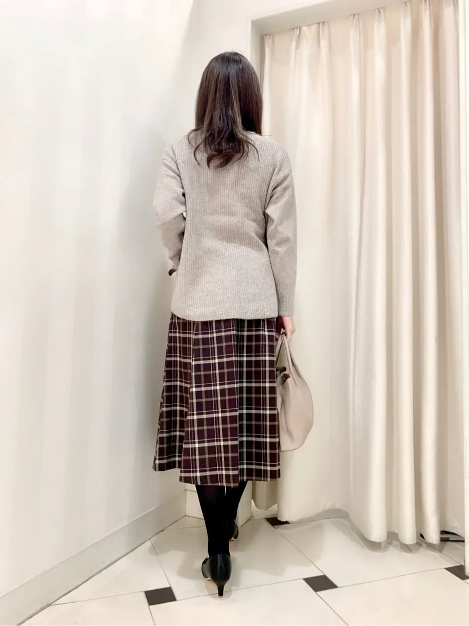 ANY SIS 金井 コーディネート画像