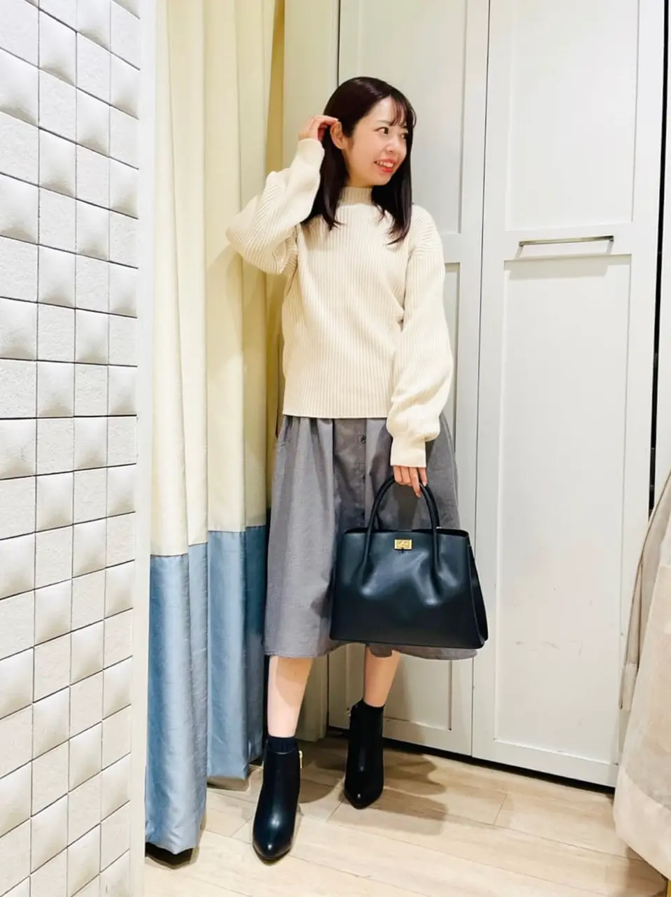 ANY SIS スタッフ コーディネート画像