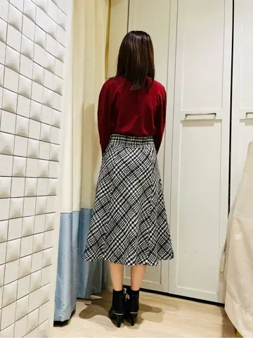 ANY SIS スタッフ コーディネート画像