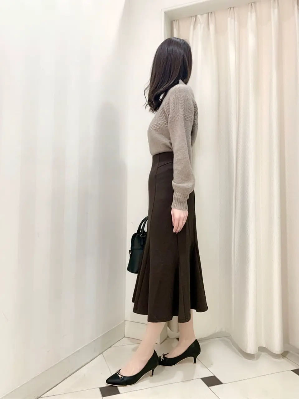 ANY SIS 金井 コーディネート画像