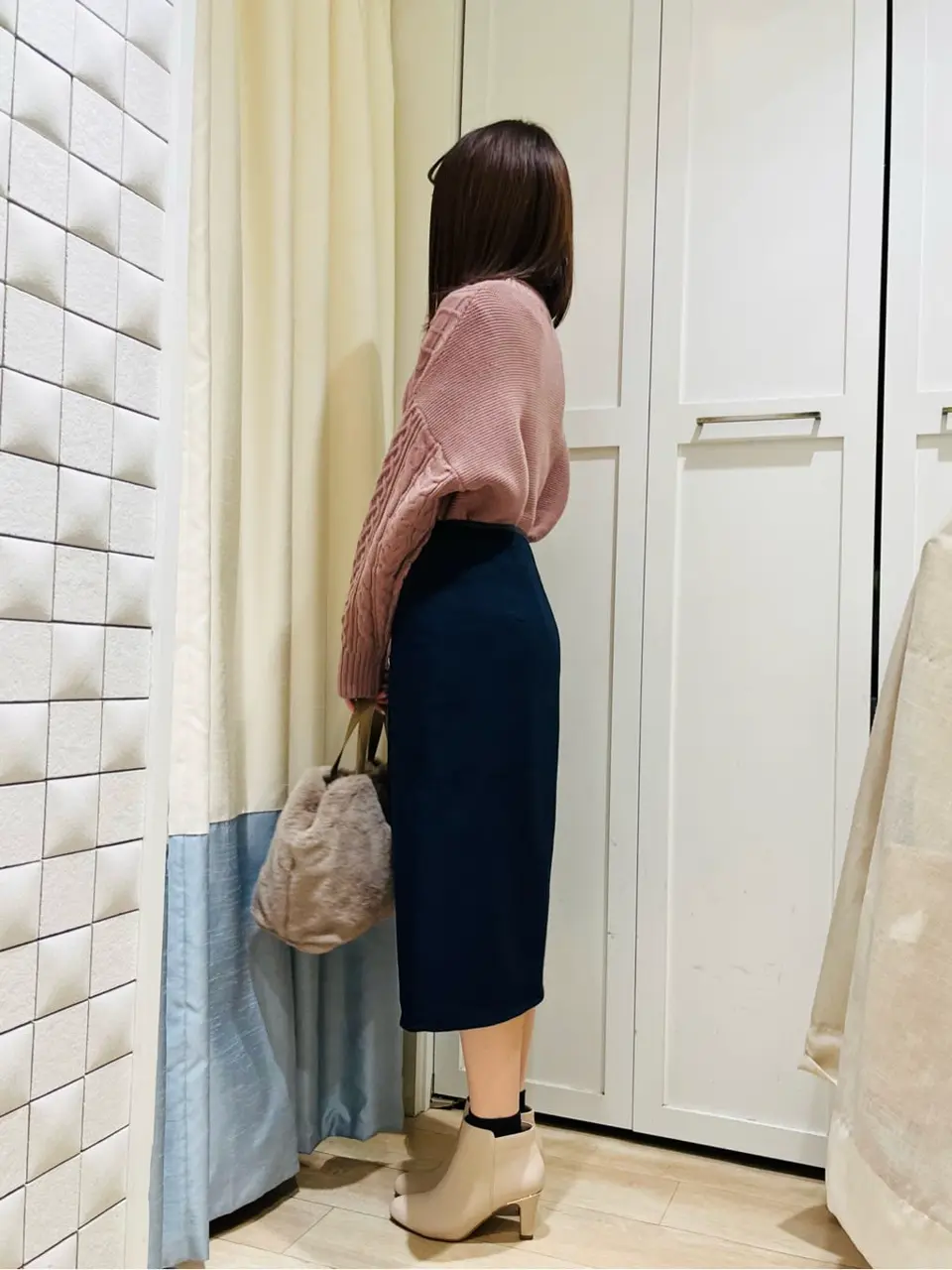 ANY SIS スタッフ コーディネート画像