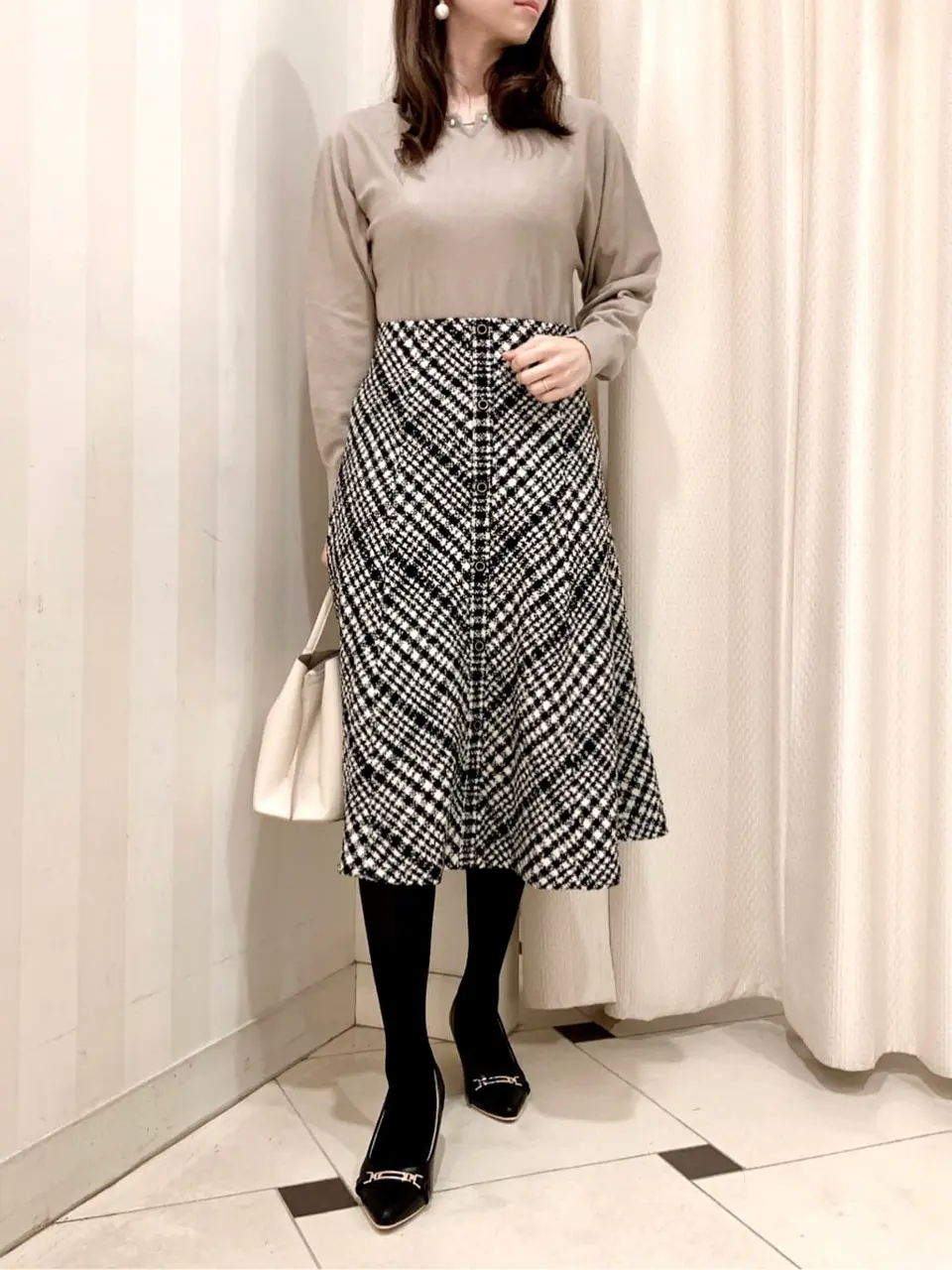 ANY SIS 金井 コーディネート画像