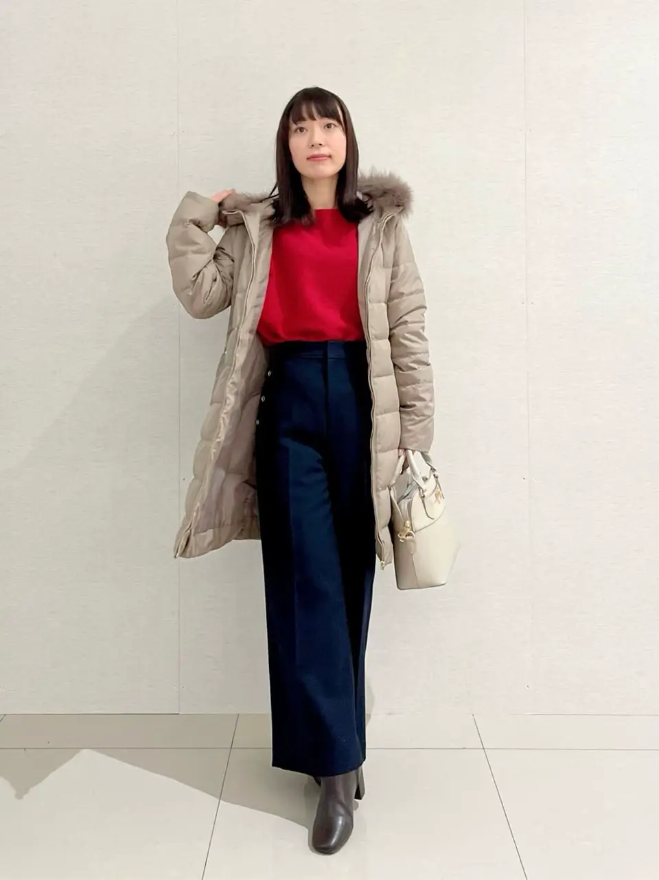 ANY SIS スタッフ コーディネート画像