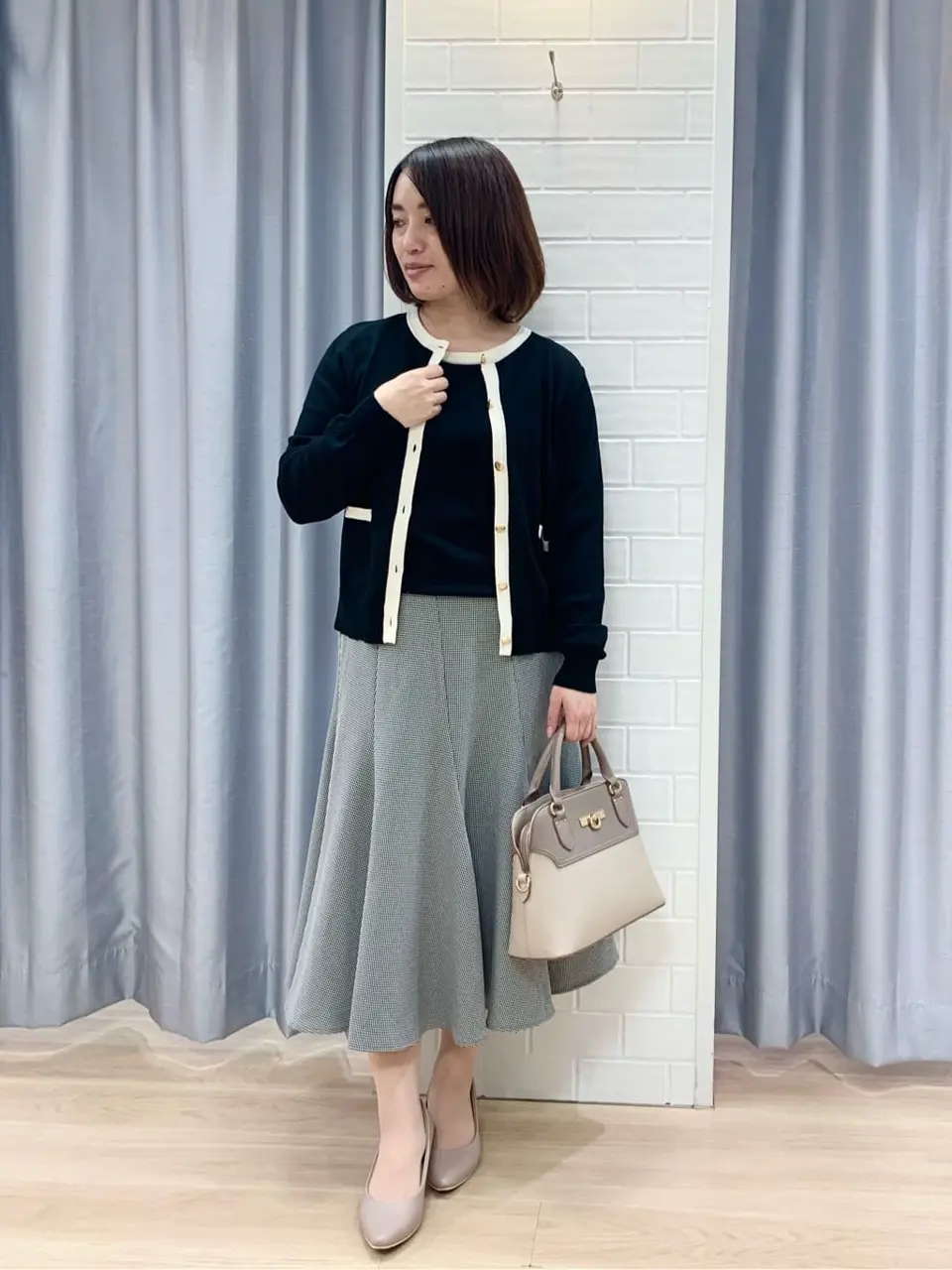 ANY SIS 丸岡 コーディネート画像