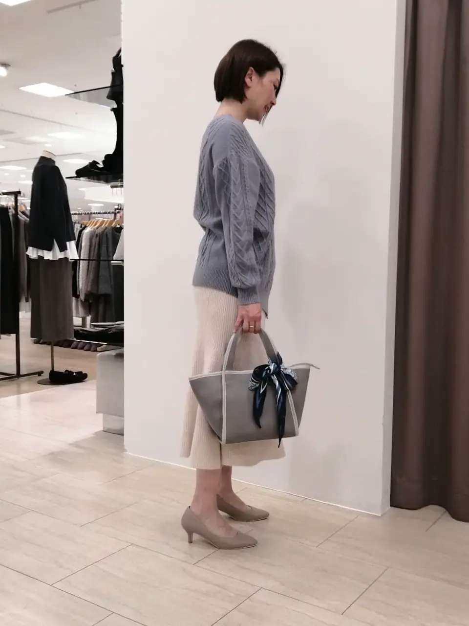 ANY SIS N コーディネート画像