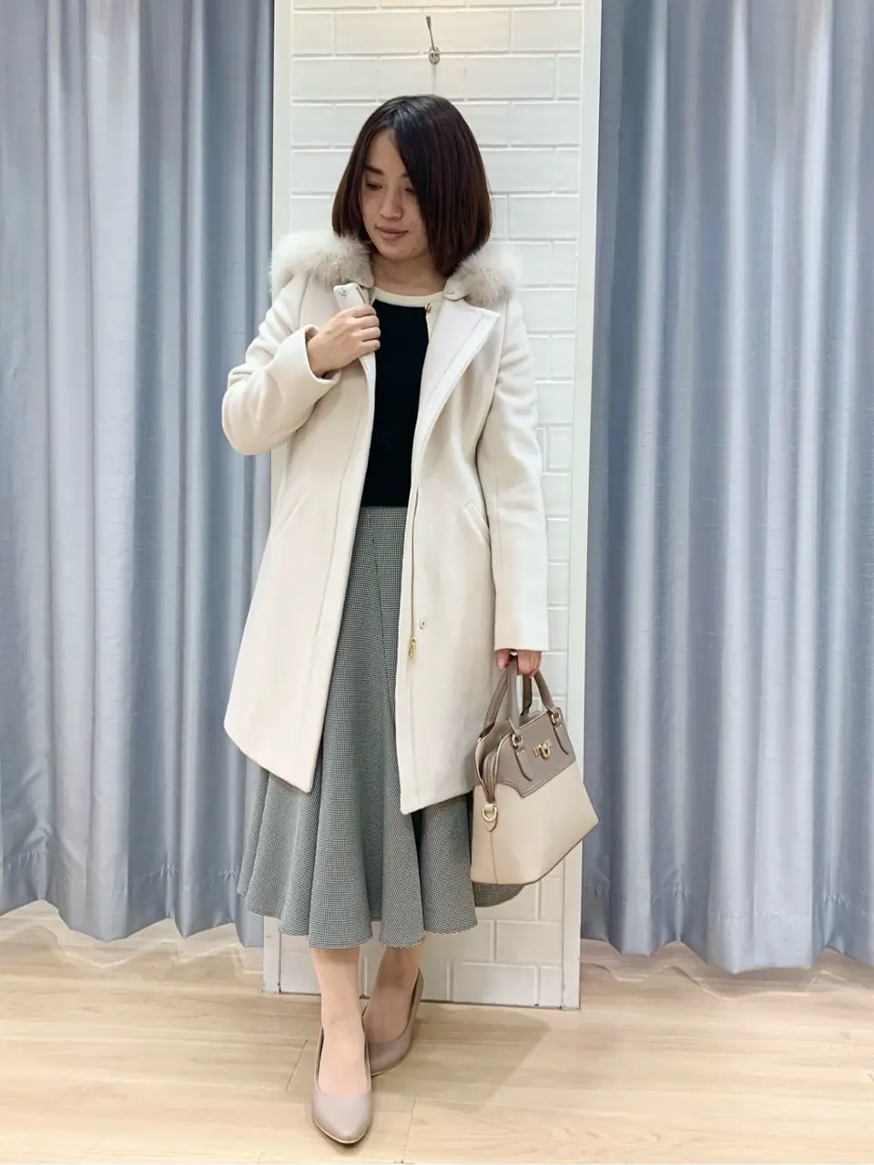 ANY SIS 丸岡 コーディネート画像