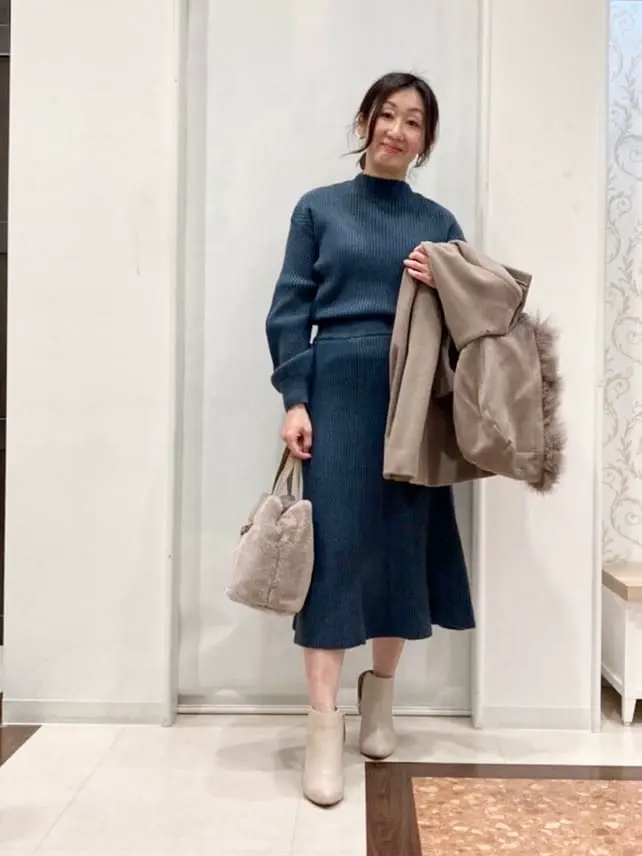 ANY SIS スタッフ コーディネート画像