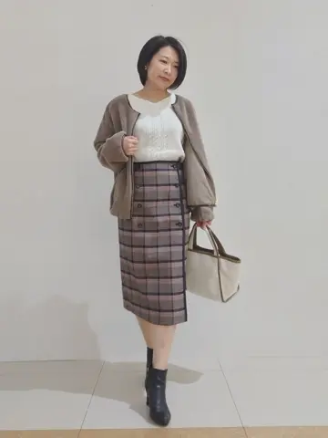 ANY SIS スタッフ コーディネート画像