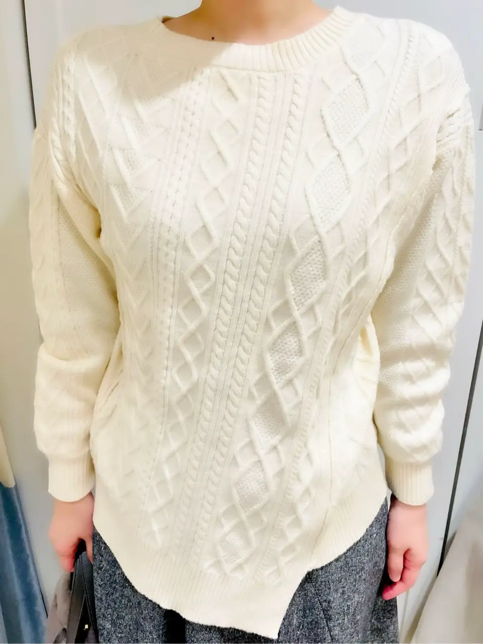 ANY SIS スタッフ コーディネート画像