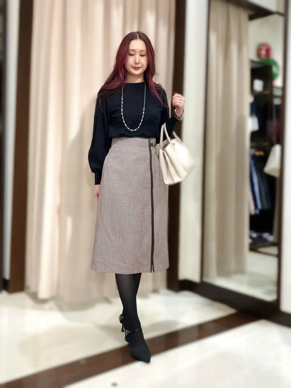 ANY SIS STAFF コーディネート画像