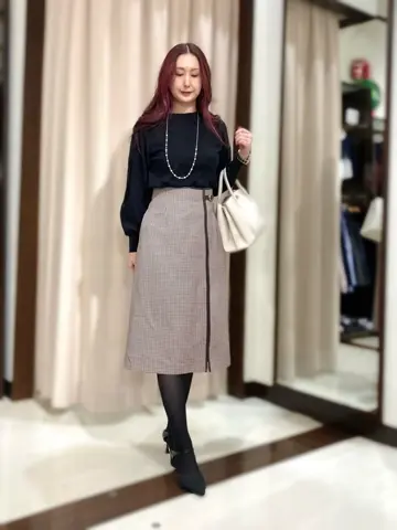 ANY SIS STAFF コーディネート画像