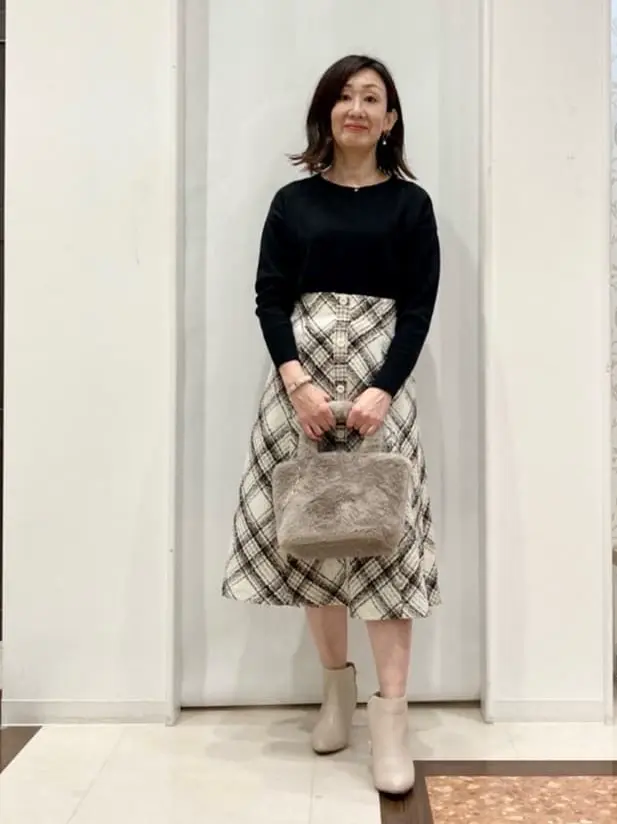 ANY SIS スタッフ コーディネート画像