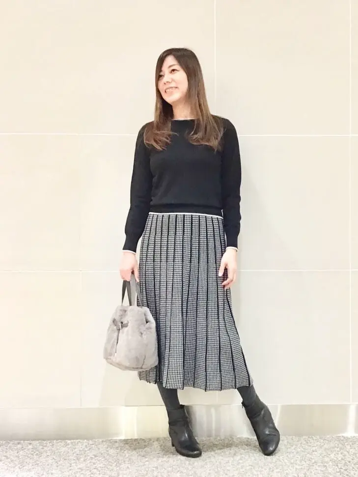 ANY SIS スタッフ コーディネート画像