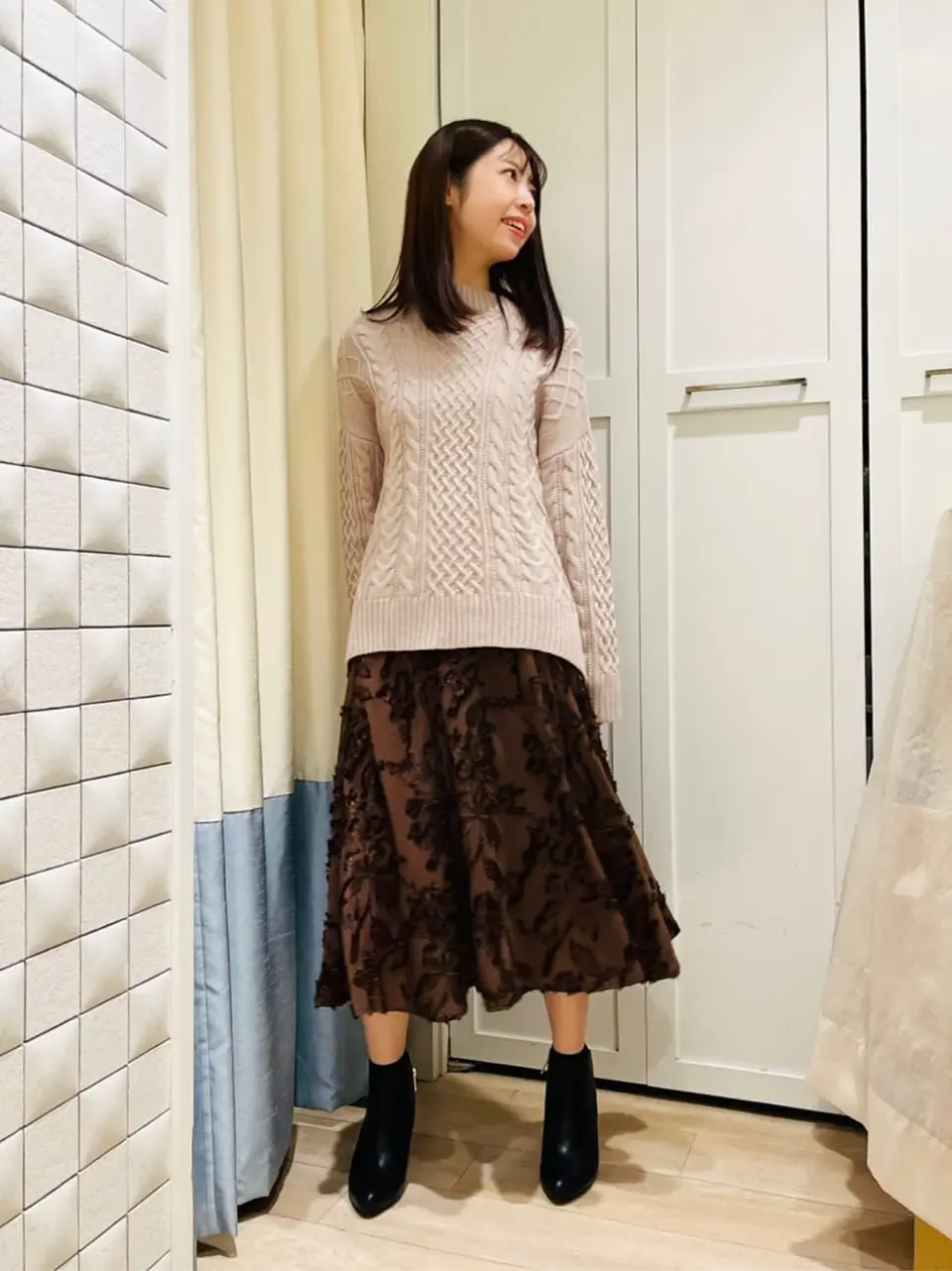 ANY SIS スタッフ コーディネート画像