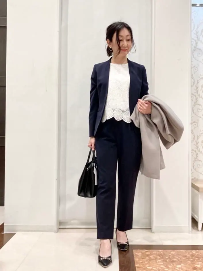 ANY SIS スタッフ コーディネート画像