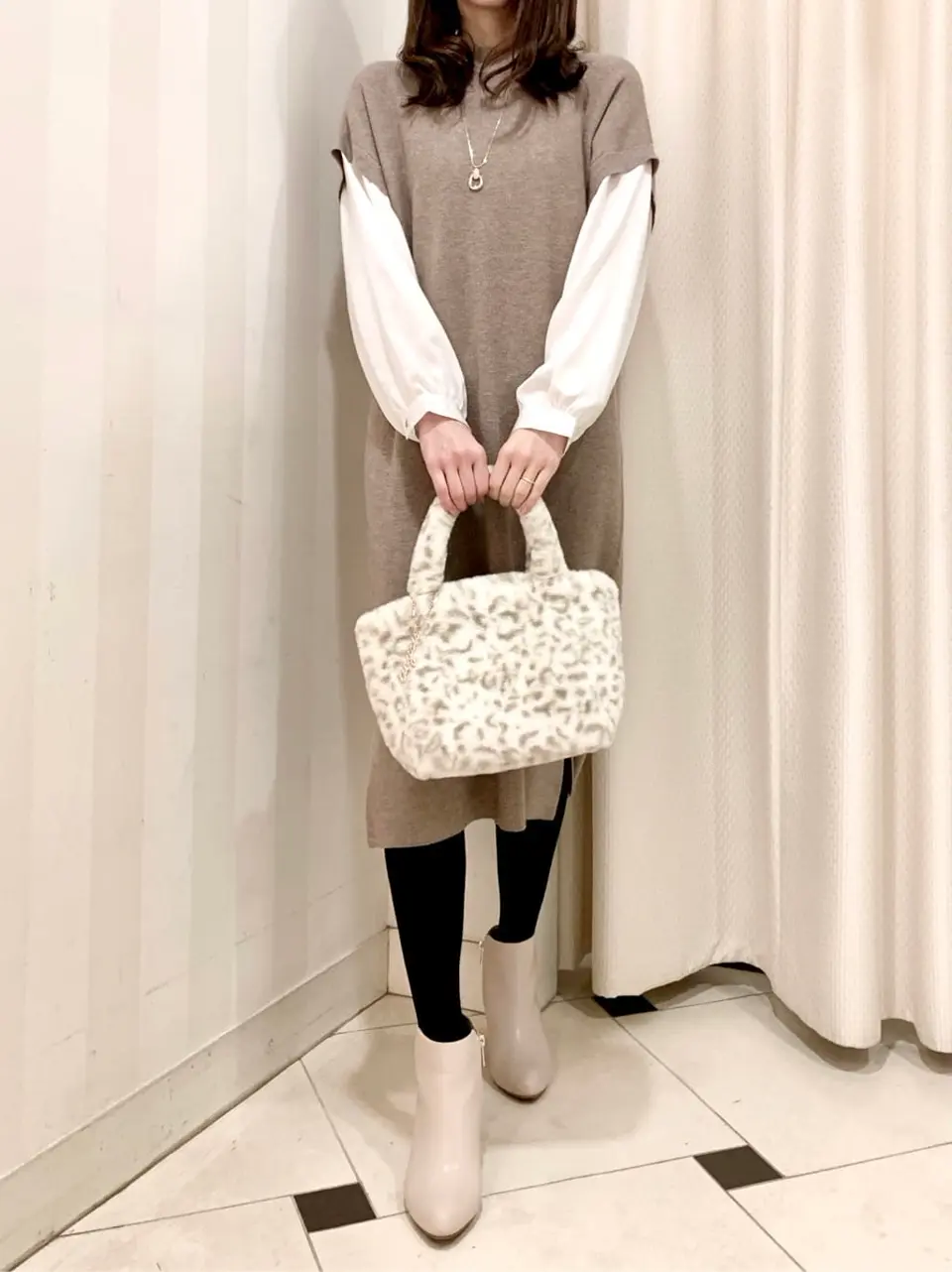 ANY SIS 金井 コーディネート画像