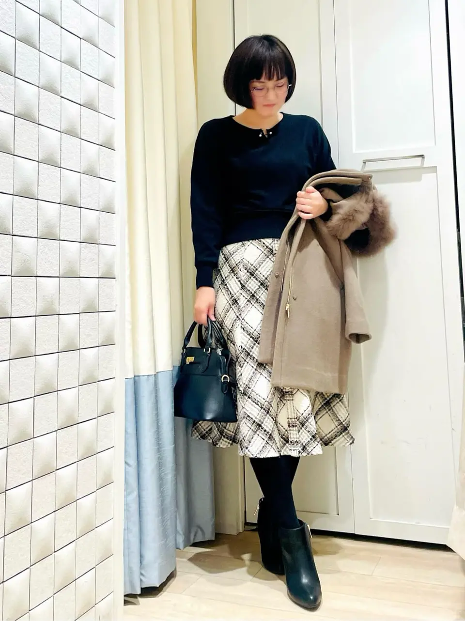 ANY SIS スタッフ コーディネート画像