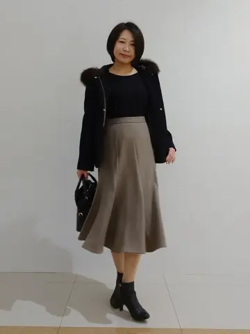 ANY SIS スタッフ コーディネート画像