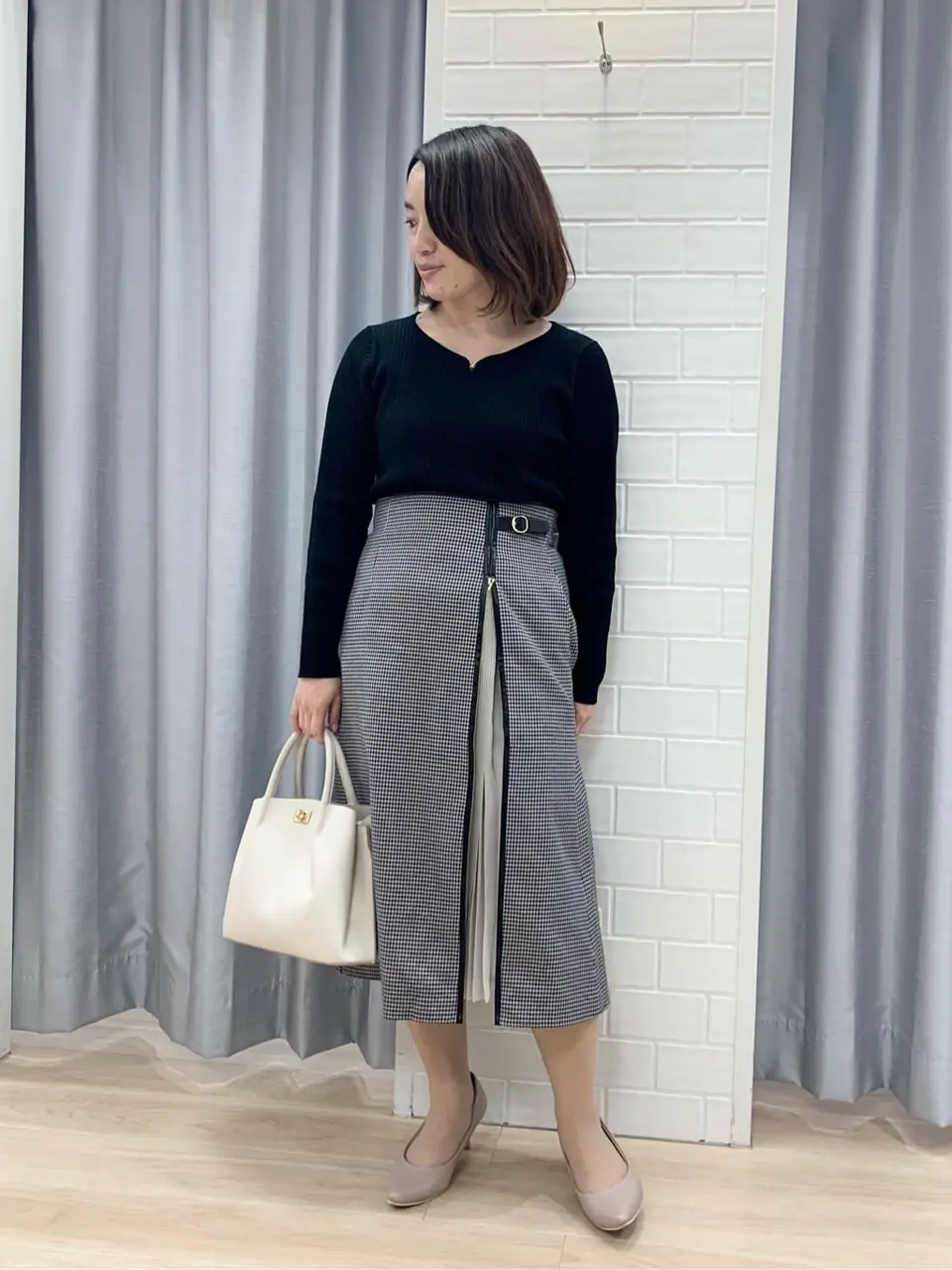 ANY SIS 丸岡 コーディネート画像