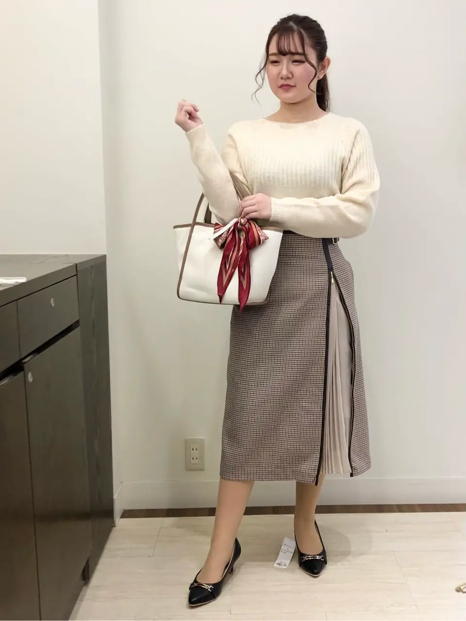 ANY SIS スタッフ コーディネート画像