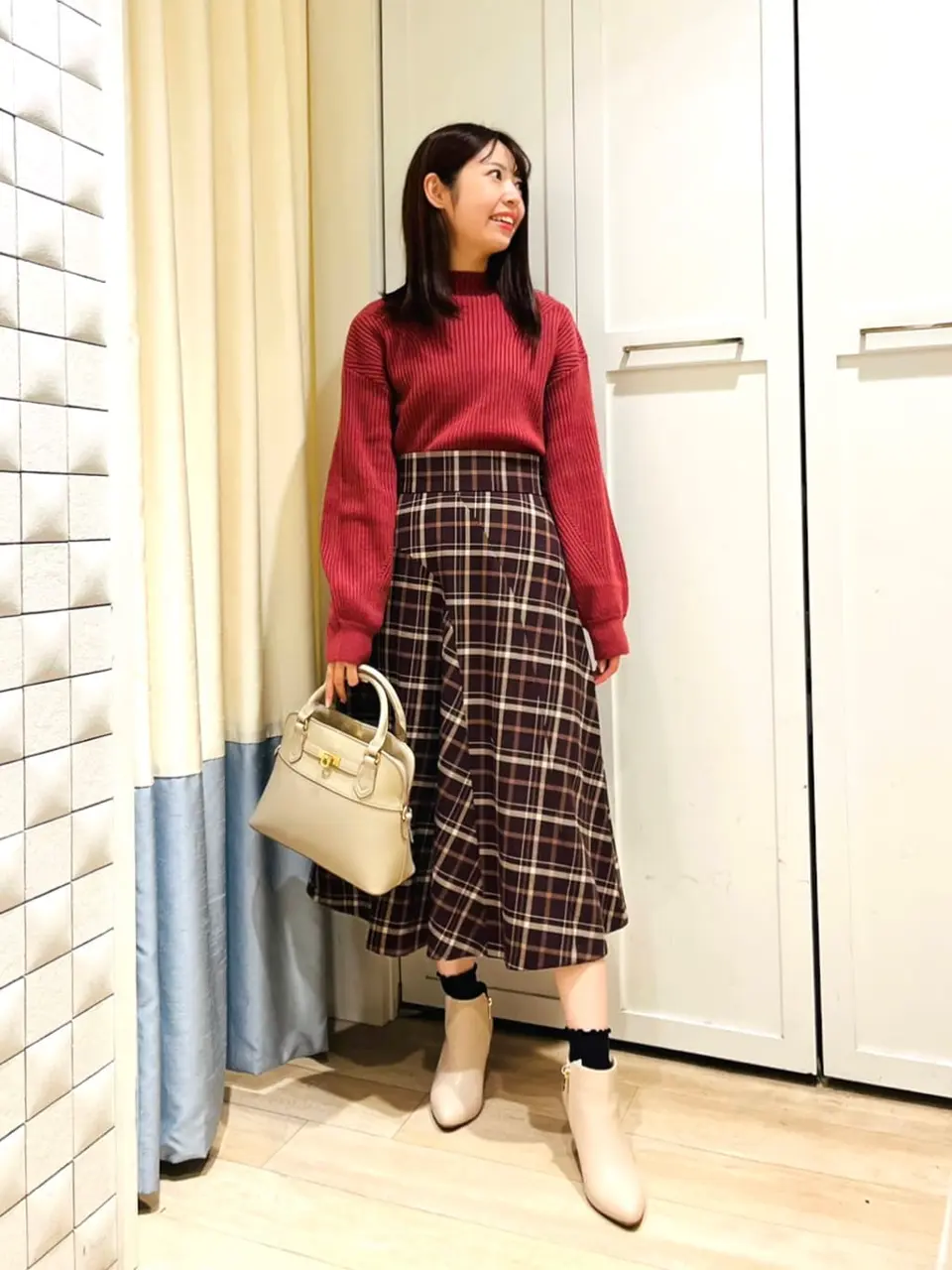 ANY SIS スタッフ コーディネート画像