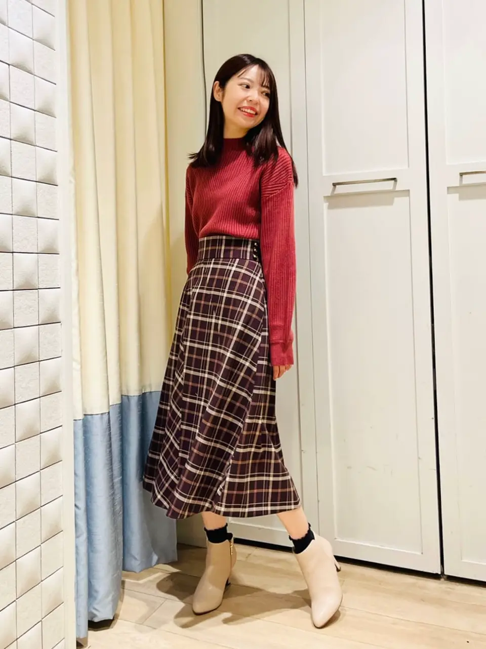 ANY SIS スタッフ コーディネート画像