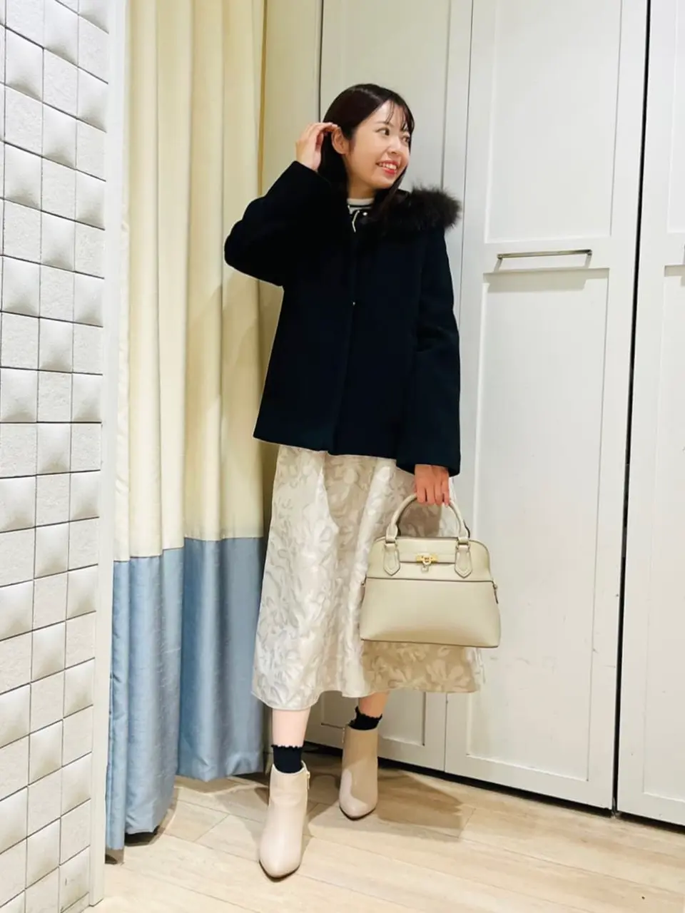 ANY SIS スタッフ コーディネート画像