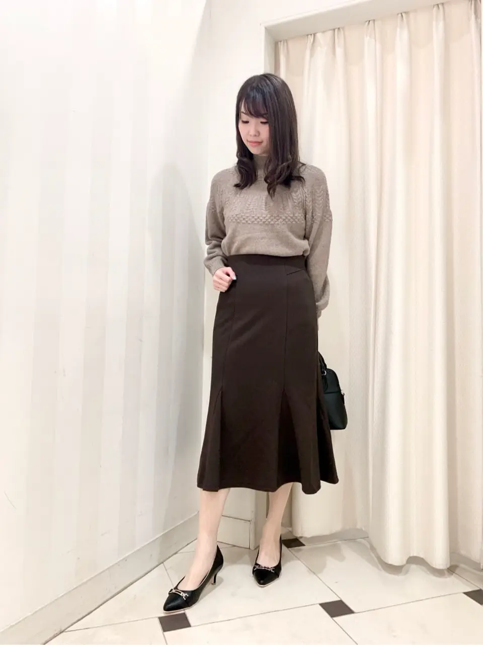 ANY SIS 金井 コーディネート画像