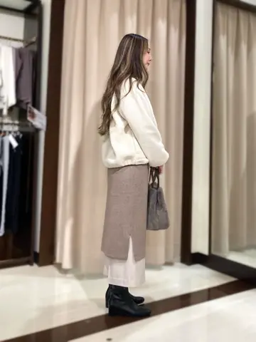 ANY SIS STAFF コーディネート画像