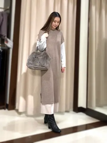 ANY SIS STAFF コーディネート画像