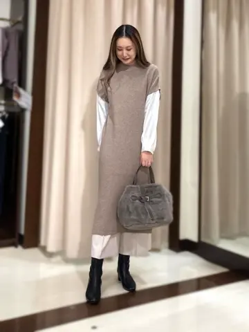 ANY SIS STAFF コーディネート画像