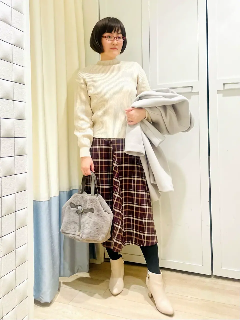 ANY SIS スタッフ コーディネート画像