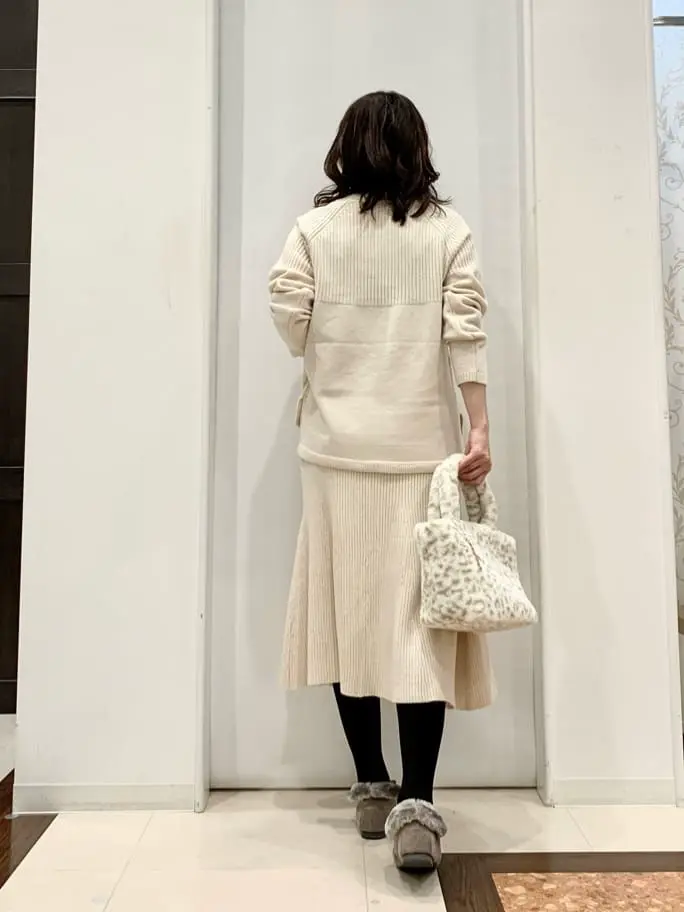 ANY SIS 横田 コーディネート画像