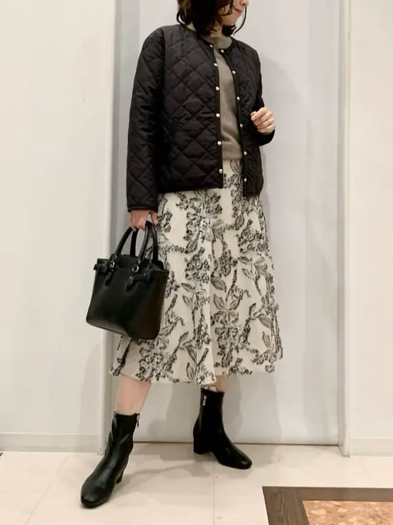 ANY SIS 横田 コーディネート画像