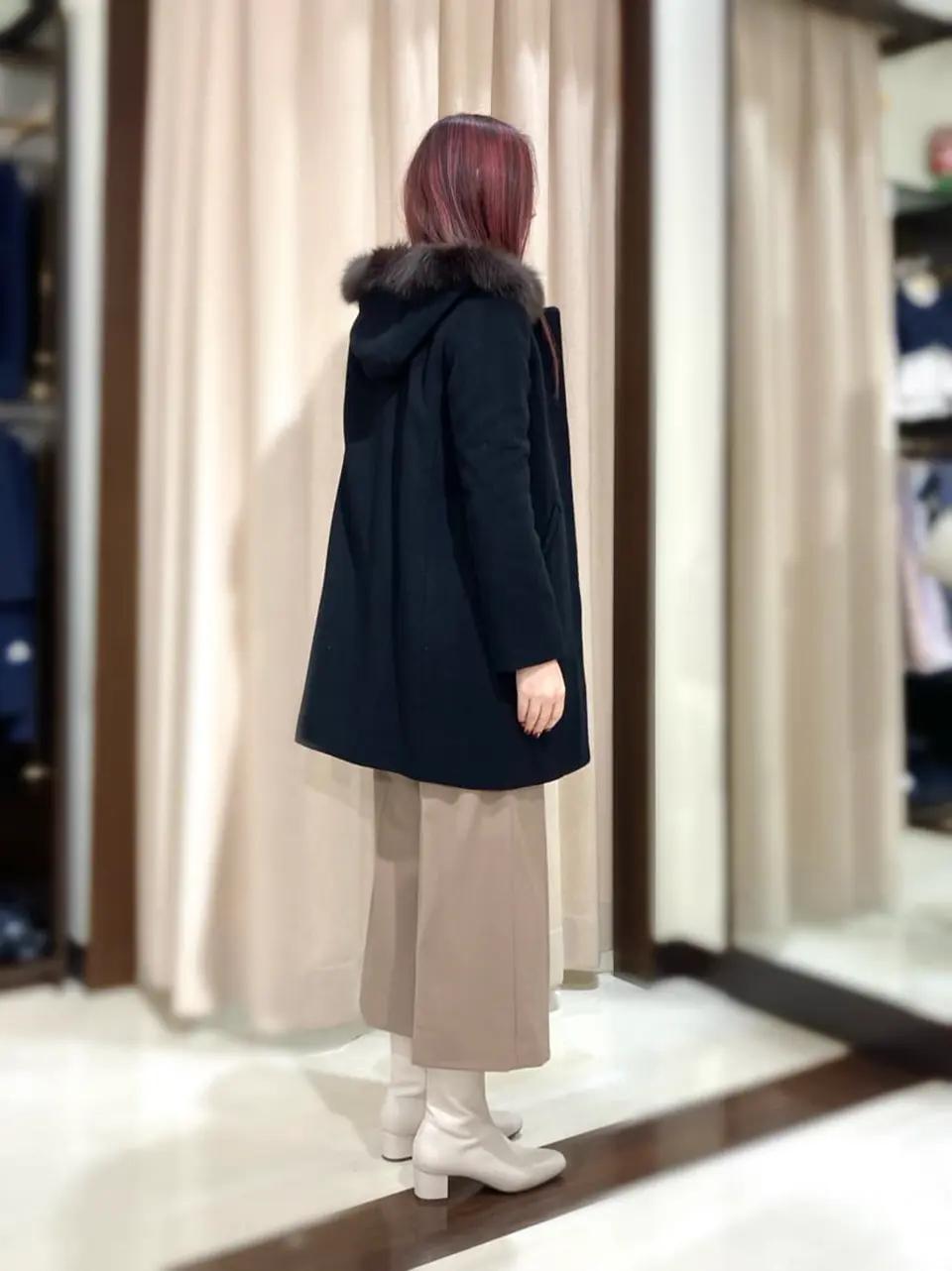 ANY SIS STAFF コーディネート画像