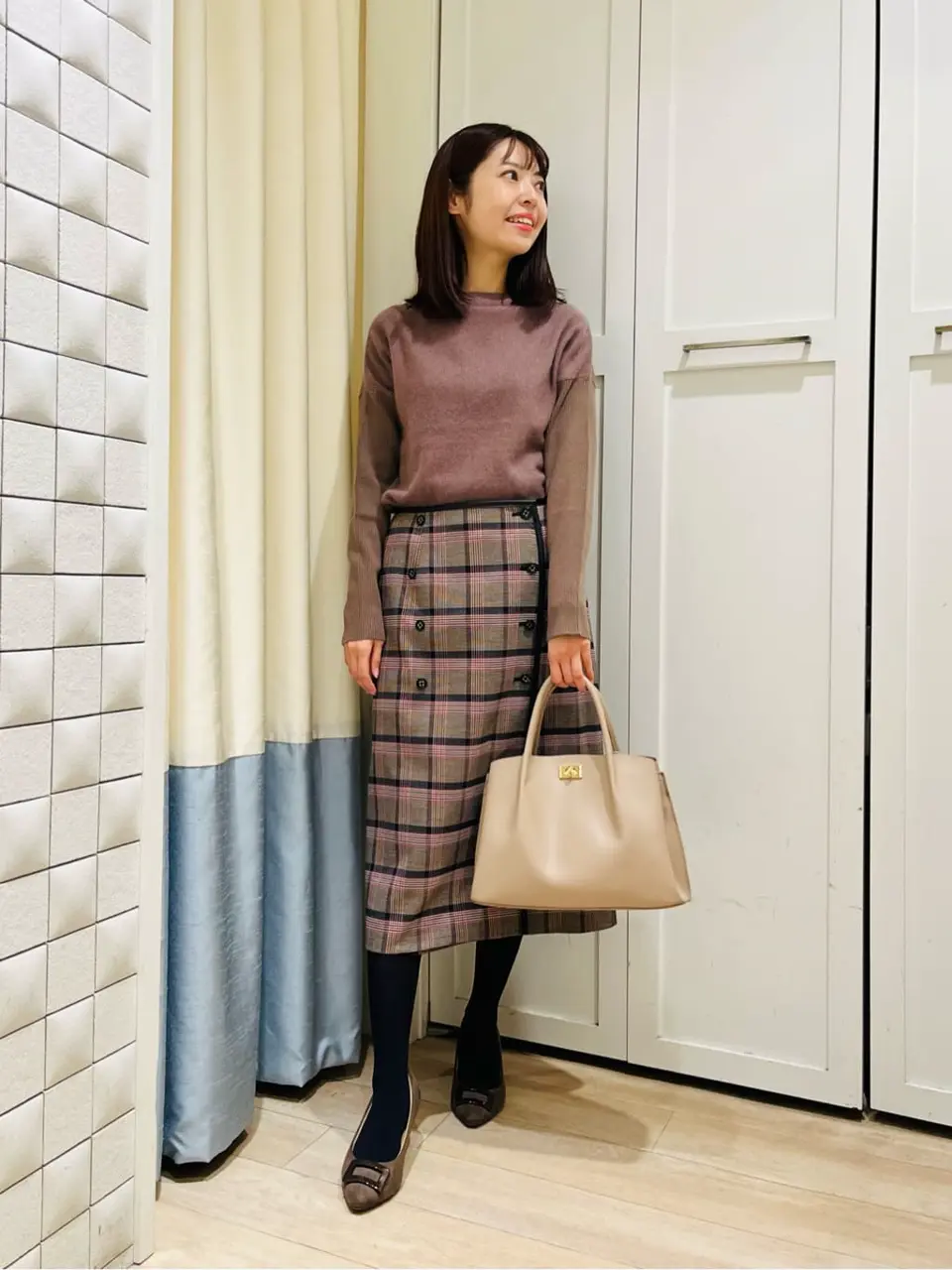 ANY SIS スタッフ コーディネート画像