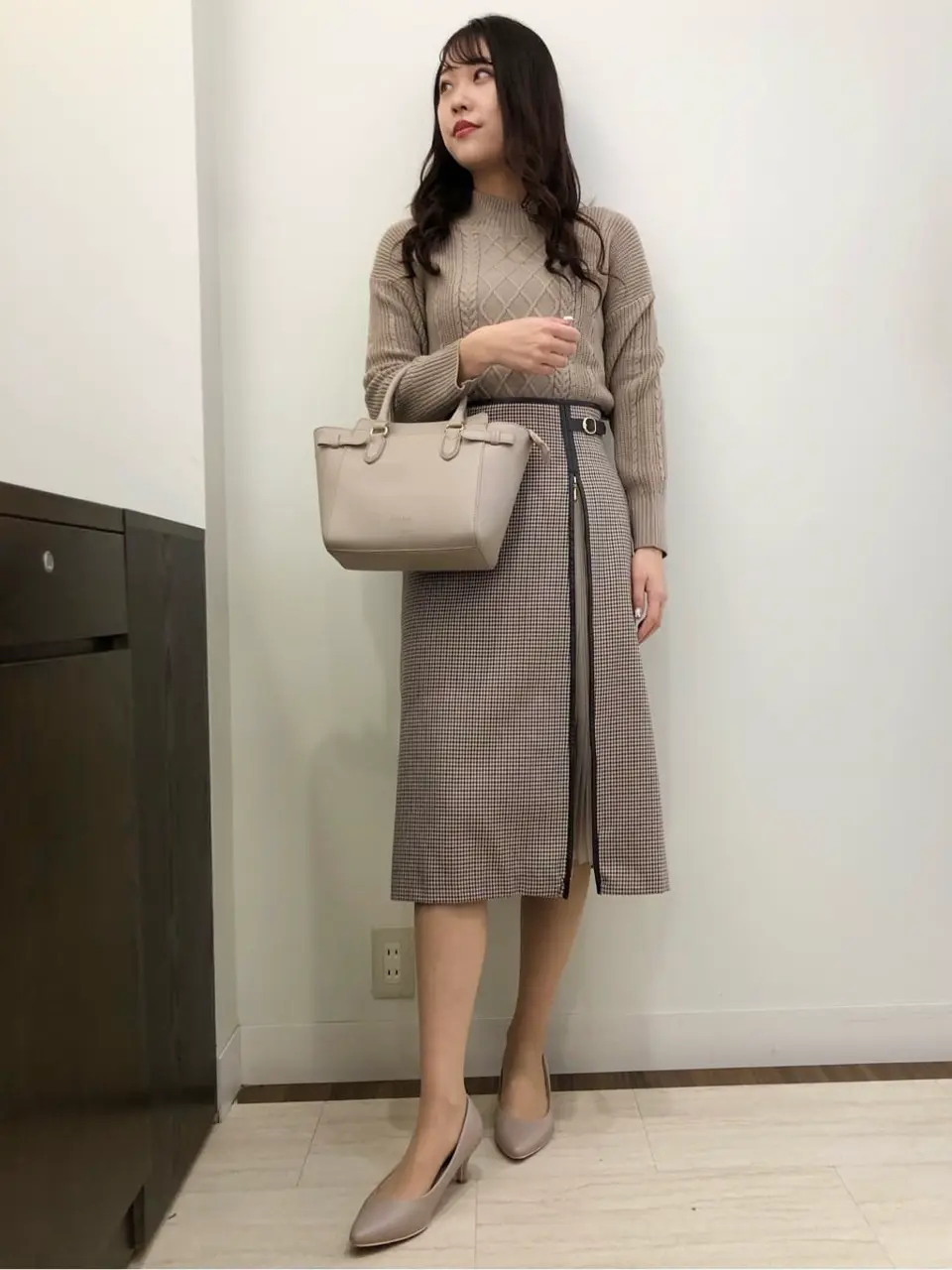 ANY SIS スタッフ コーディネート画像