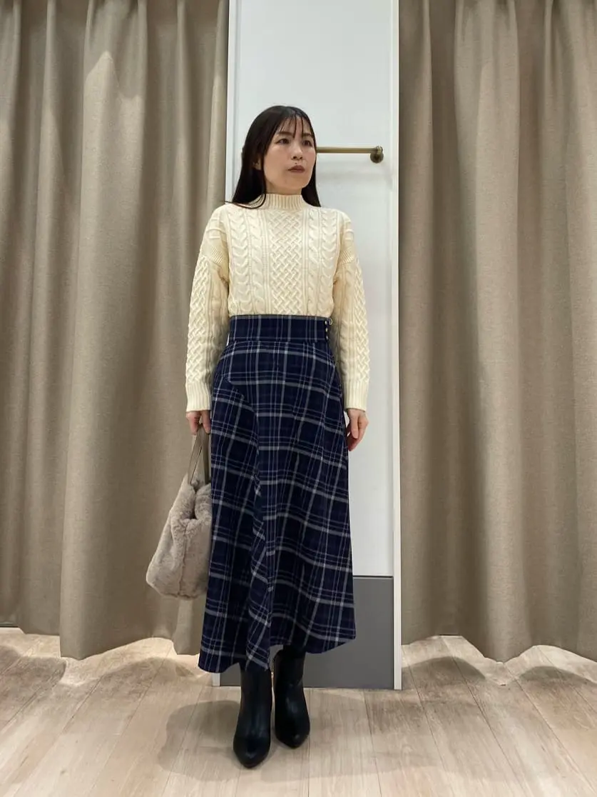  長尾 コーディネート画像