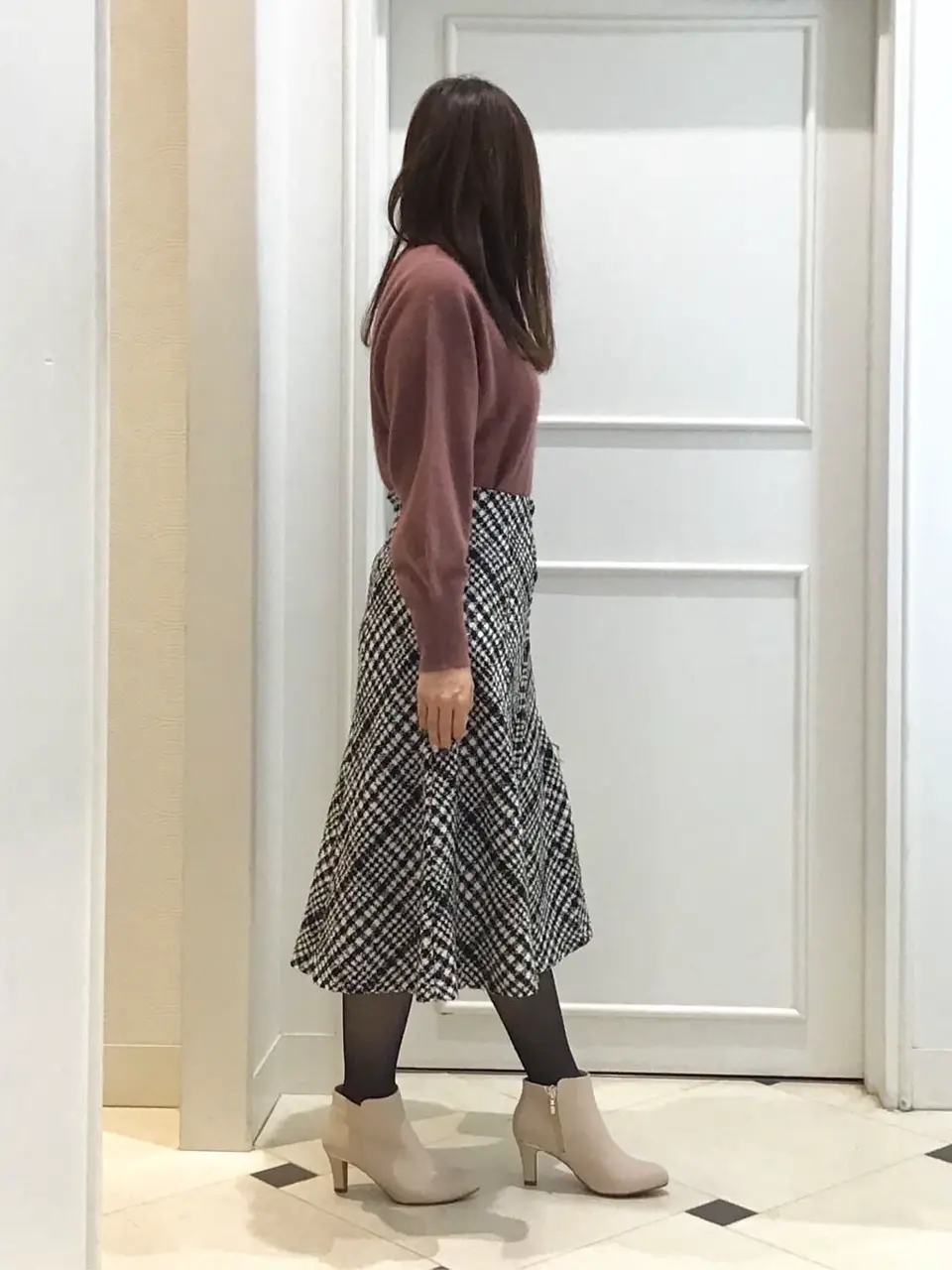 ANY SIS スタッフ コーディネート画像