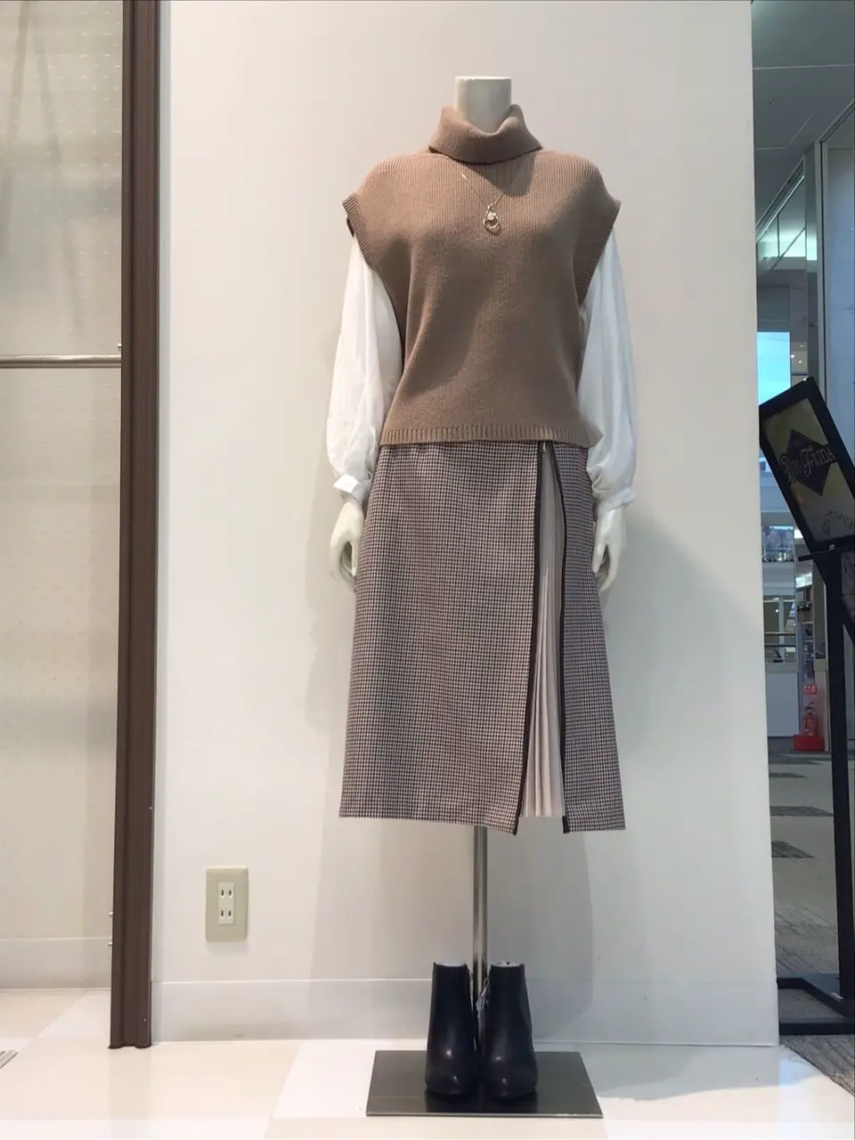 ANY SIS 布川 コーディネート画像