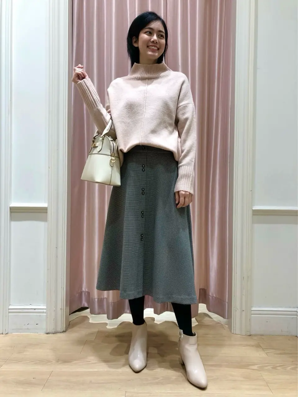  スタッフ コーディネート画像