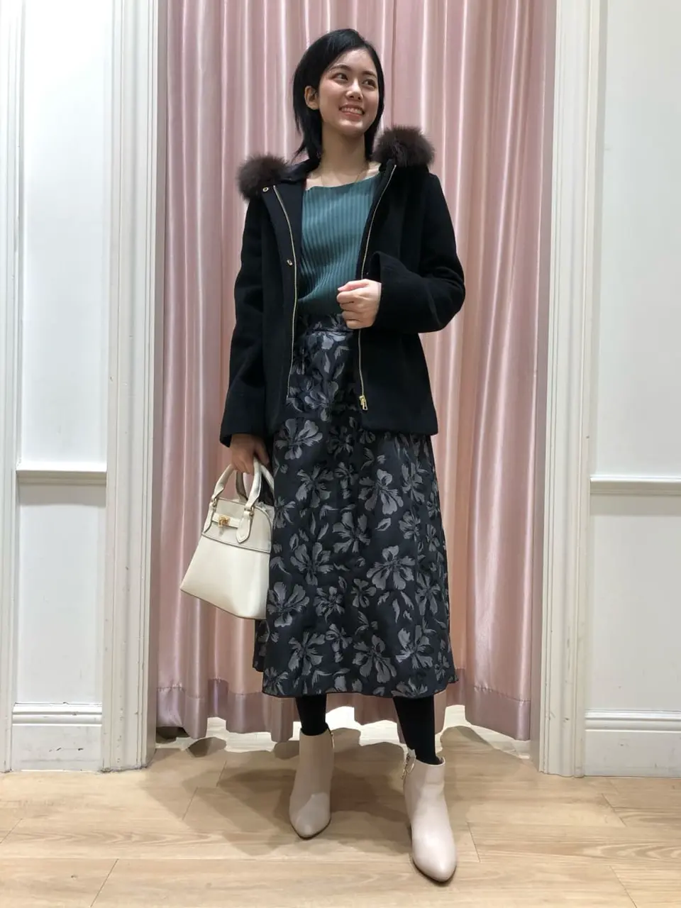  スタッフ コーディネート画像