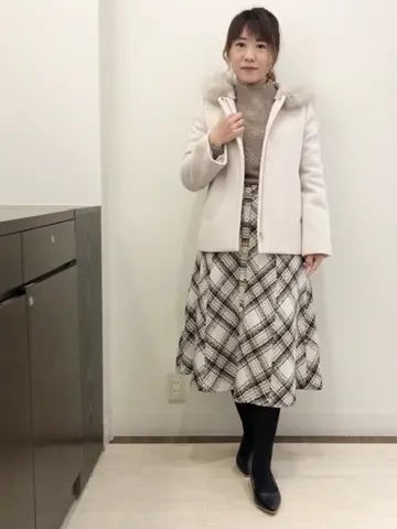 ANY SIS スタッフ コーディネート画像