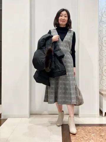 ANY SIS スタッフ コーディネート画像